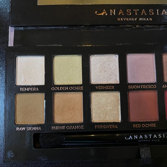 Anastasia Beverly Hills Modern Renaissance Shadow - Picture 3 of 8